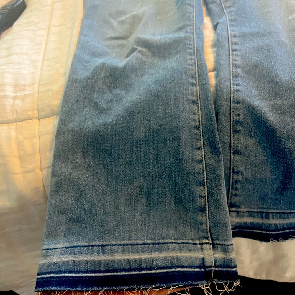 Size 32 loft curvy kick crop jeans